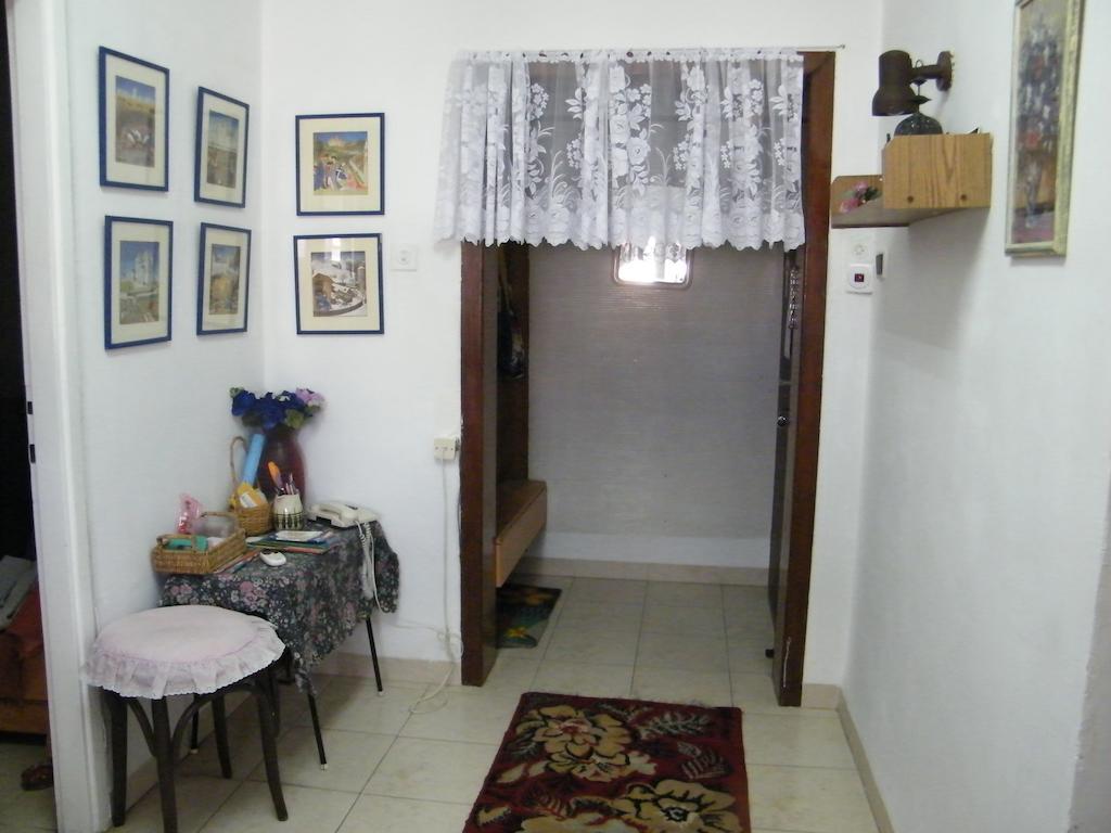 Апартаменты Stella Maris Hosting Хайфа Номер фото