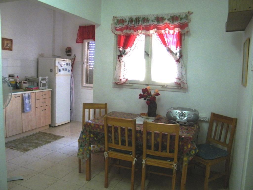 Апартаменты Stella Maris Hosting Хайфа Номер фото